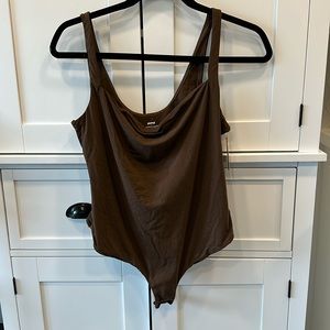 Skims Fits Everybody Square Neck Bodysuit